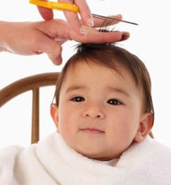 To do this, just stock up on a small amount of patience and time, and also explore the list of those tools that you can use to create the first hairstyle of your child
